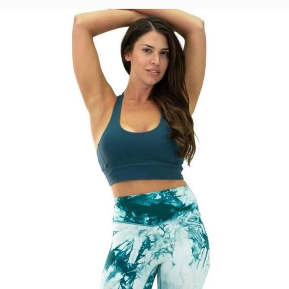 Balance Athletica Aura Sports Bra Size medium - Picture 2 of 8